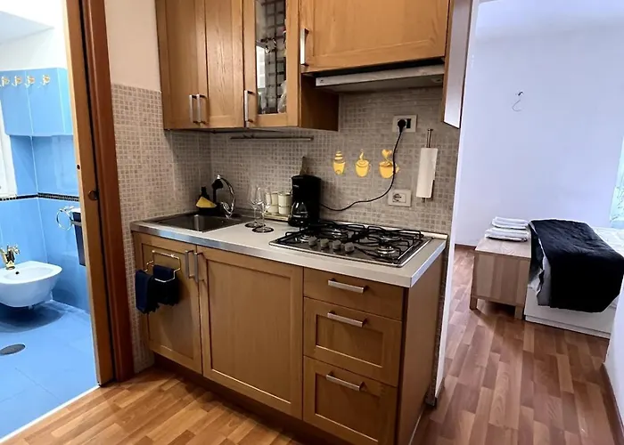Shalimar Navona Apartment