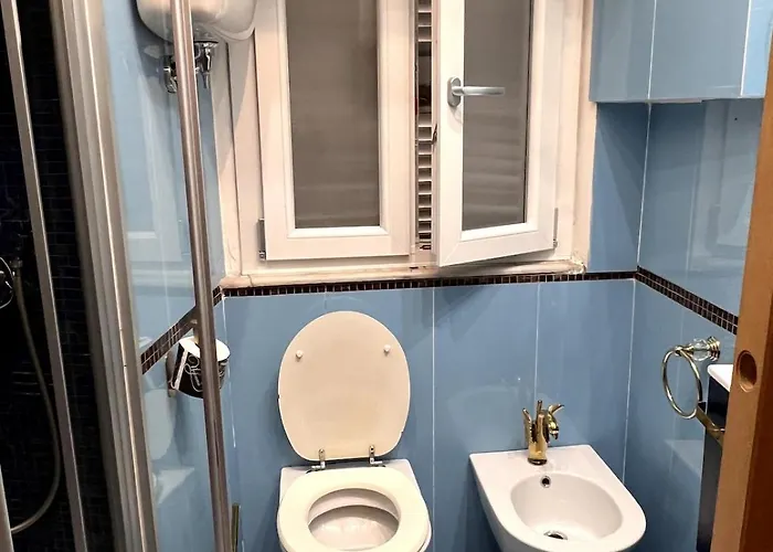 Shalimar Navona Apartment